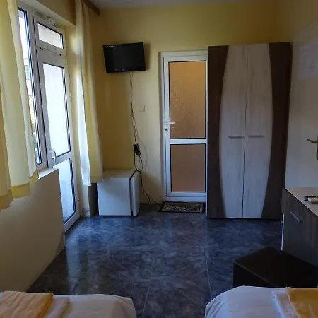 Kovachevi House Гостевой дом Приморско