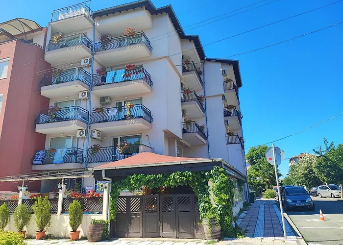 Kovachevi House Guest house Primorsko